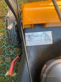 Tagliaerba trazionato