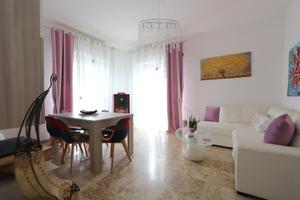 5 LOCALI A NERETO