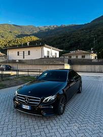 Mercedes E 220 d Premium 4x4– Eleganza senza tempo
