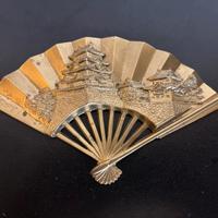 Ventaglio in ottone dorato decori orientali