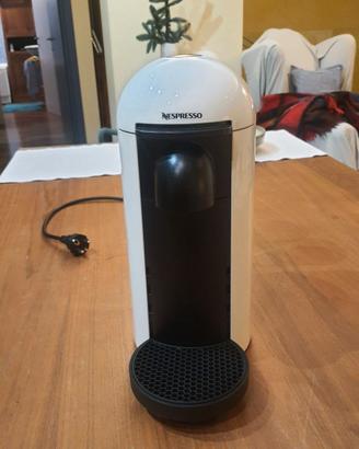 Macchina da caffè Nespresso: VERTUO PLUS