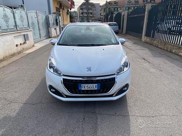 Peugeot 208 PureTech 82 5 porte Allure ANNO 2017