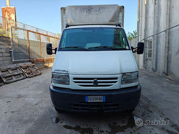 Renault Mascott 2.8 DCI.150