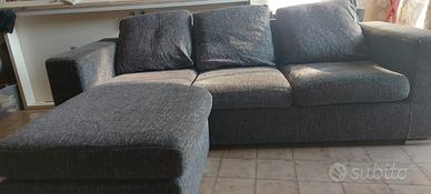 Regalasi divano grigio 3 posti