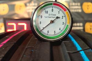 SPED.GRATIS- 2 GOMME 265 35 22 PIRELLI AL 90%