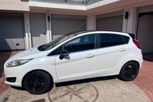 Ford fiesta titanium