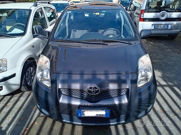 Toyota Yaris 1.3 3 porte