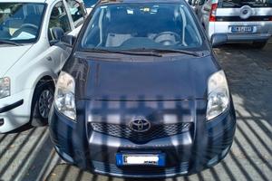 Toyota Yaris 1.3 3 porte