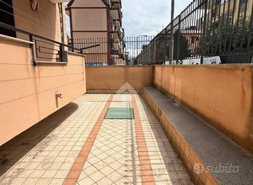 3 LOCALI A ACERRA