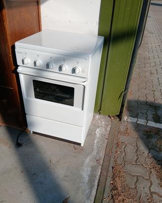 cucina a gas con forno