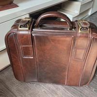 Valigia vintage in pelle