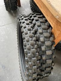 Treno gomme enduro michelin con camere