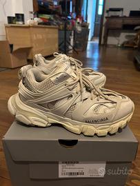 Scarpe Balenciaga modello Track
