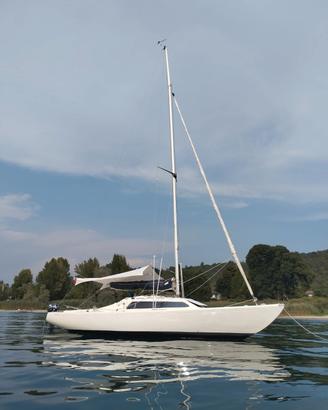 Barca a vela H-BOAT 