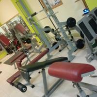 Attrezzi sala pesi e per il Pilates