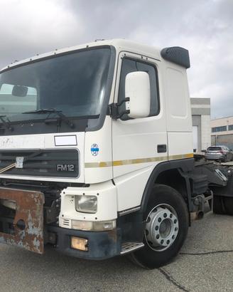 VOLVO TRUCK FM12 420 4X2 MACCHINA OPERATRICE