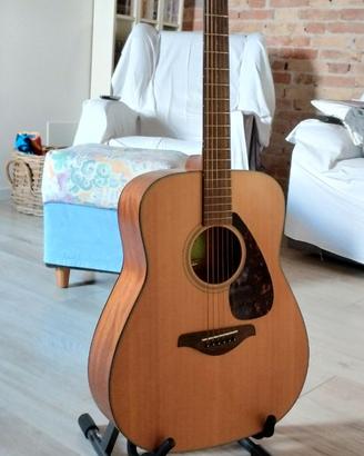 Chitarra Yamaha FG800M perfetta con custodia