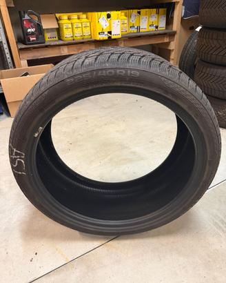 Gomme invernali Nokian 225/40 19