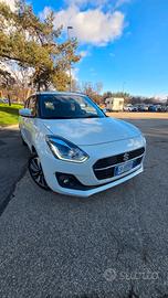 Suzuki Swift 1.2 Hybrid Top 