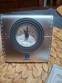 Orologio da tavolo logo trattori New holland 