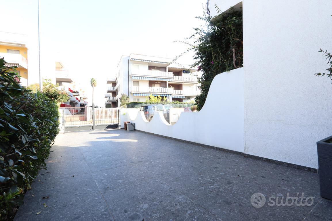 VILLA A SCHIERA A MARTINSICURO - Vista 4