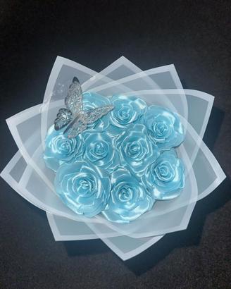 Mazzo semplice di 9 rose color azzurrino