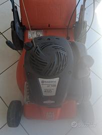 taglia erba trazione  husqvarna 
