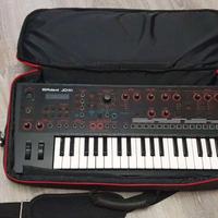 Roland JD-XI Synth + Custodia Rigida
