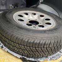 Cerchione  pneumatico ruota bridgestone Suzuki