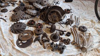 Pezzi Motore Vespa PX GT GTR SPRINT TS e altri 