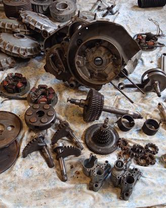 Pezzi Motore Vespa PX GT GTR SPRINT TS e altri 