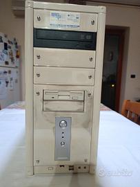PC Fisso Tower Assemblato SO win 11