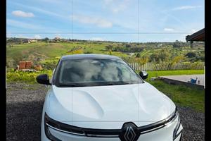 Megane etech elettrica