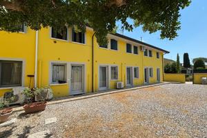 Miniappartamento arredato in centro, ideale anc...