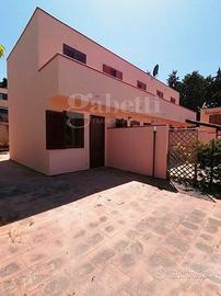 Porzione di villetta con corte esterna VC/26