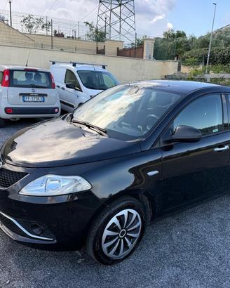 Lancia Ypsilon 1.2 69 CV 5 porte GPL Ecochic Elefa