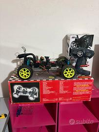 Automodello a scoppio