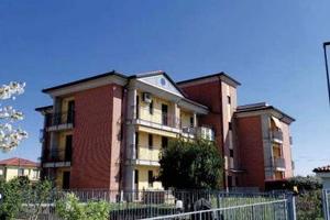 Immobile in asta di 107 m² con 3 locali e box auto