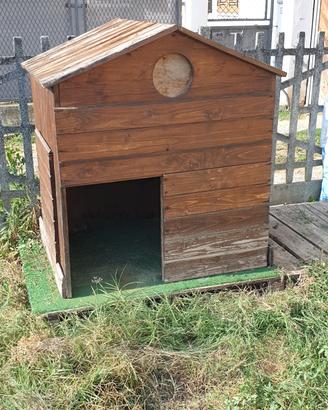Cuccia a casetta in legno per cani media taglia 