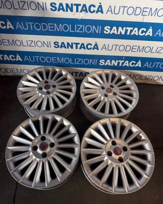 cerchi in lega fiat grande punto R16 et45