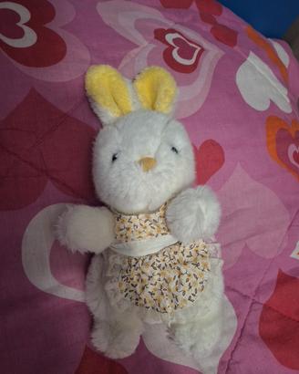 peluche coniglio