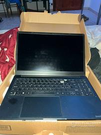 computer portatile dynabook satellite pro