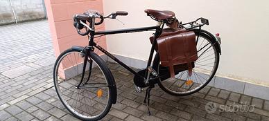 bicicletta di pregio superaccessoriata brooks