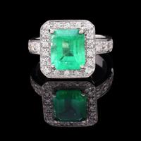 ANELLO ORO 18KT SMERALDO 4.50CT E BRILLANTI 0.33CT