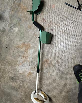 metal detector 