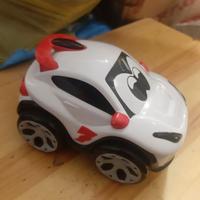 Automobile giocattolo Chicco.