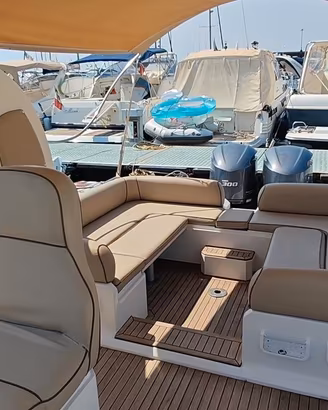 Gommone Revenger 32 