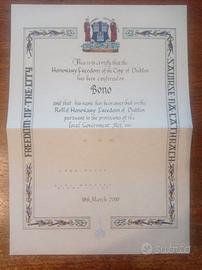 Certificato onorificenza Bono U2