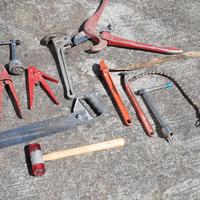 Lotto attrezzi vari per idraulico