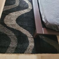 Tappeto shaggy nero grigio